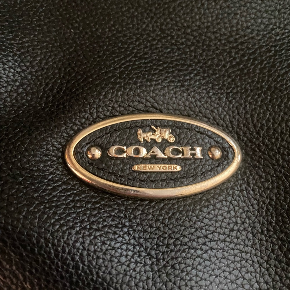 Coach Black Leather pebble shoulder bag Edie